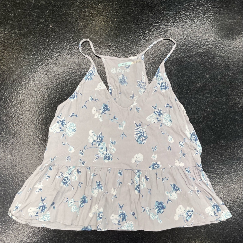 Urban Outfitters Kimchi Blue floral top, Color: grey/blue floral, Size: Medium